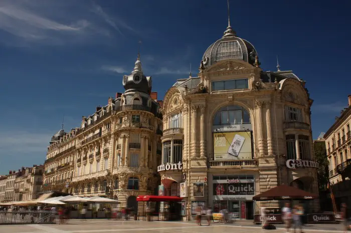 Location place de la comédie Montpellier